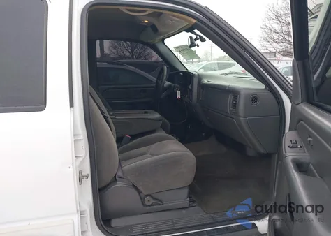 2005 Chevrolet Silverado 1500 Z71 из США, поврежденный, VIN 2GCEK13T851292097